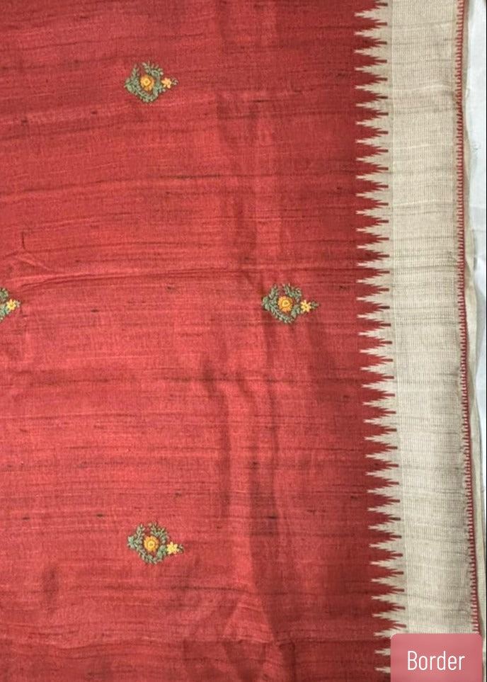 Beautiful border of a Premium handcrafted Kantha saree in earthy tones for festive wear